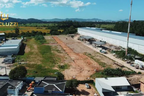 2-rio-das-pedras-terreno2