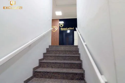 01-sala-av-brasil-escada-de-acesso