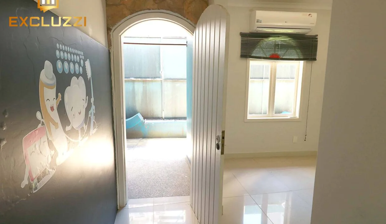 27-sala-av-brasil-acesso-area-externa