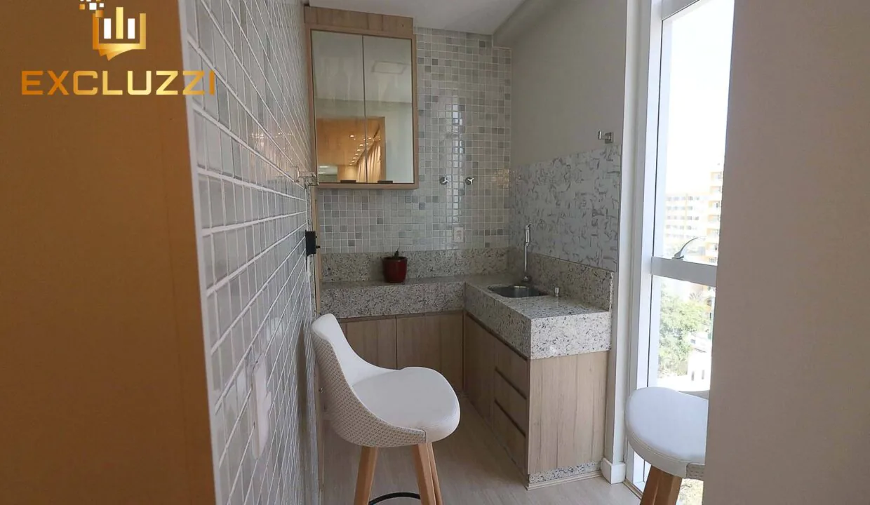 11-silver-tower-gourmet-visto-entrada