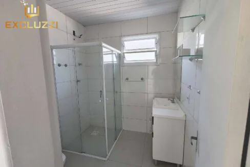 10-casa-passa-vinte-entrada-banheiro