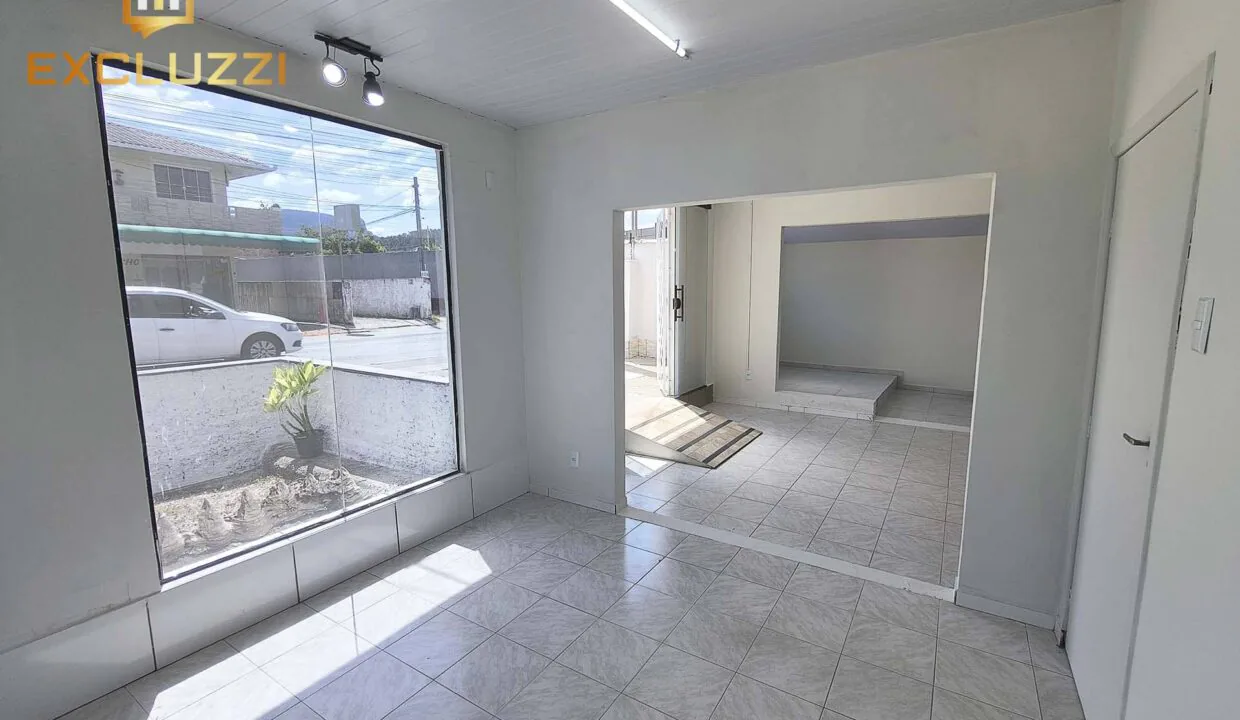 14-casa-passa-sala-lateral-direita