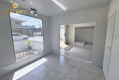 14-casa-passa-sala-lateral-direita