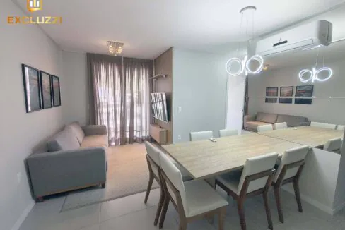 1-azamor-living-visto-entrada