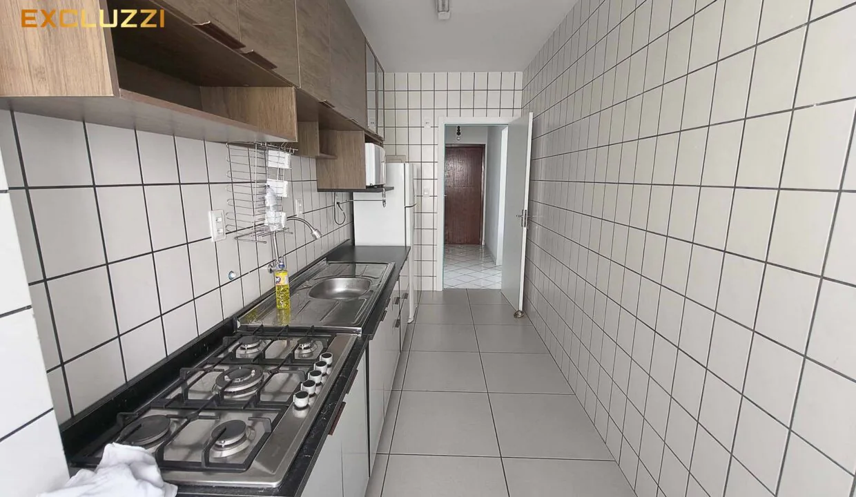 11-vila-romana-cozinha-vista-para-fora