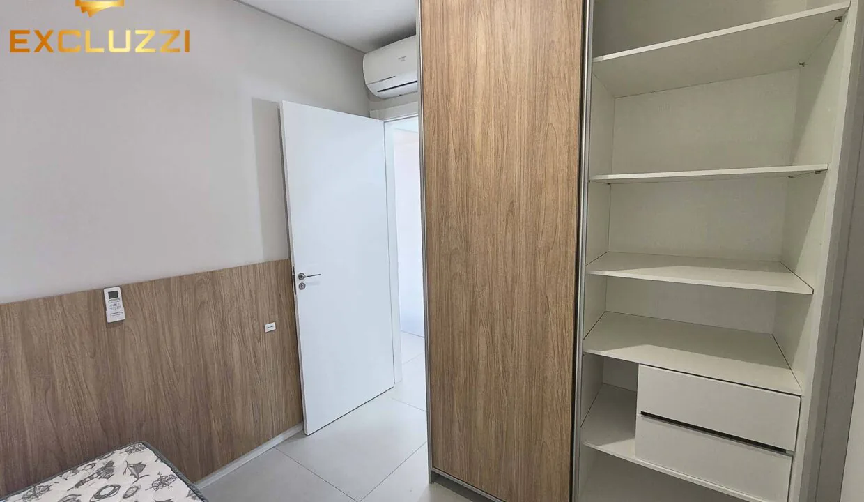 24-azamor-dormitorio-visto-para-fora