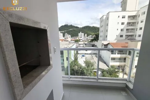 4-azamor-sacada-e-churrasqueira