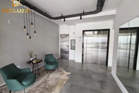35-punta-hermosa-hall-visto-entrada