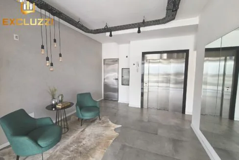35-punta-hermosa-hall-visto-entrada