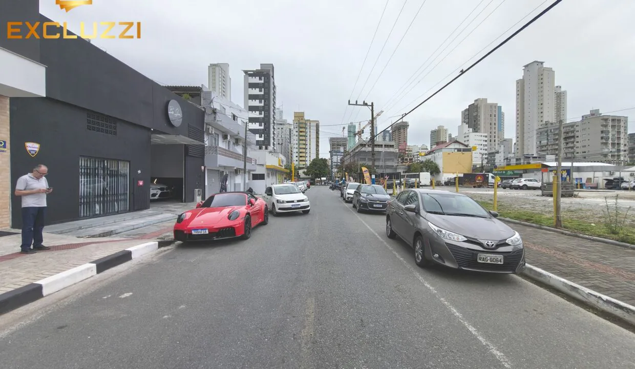 40-punta-hermosa-rua-sentido-praia