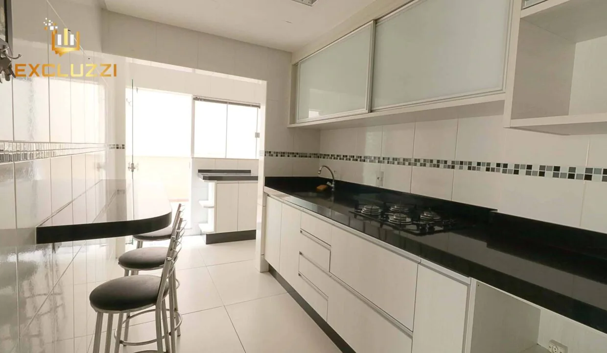 10-itamaraca-cozinha-vista-da-enrtada